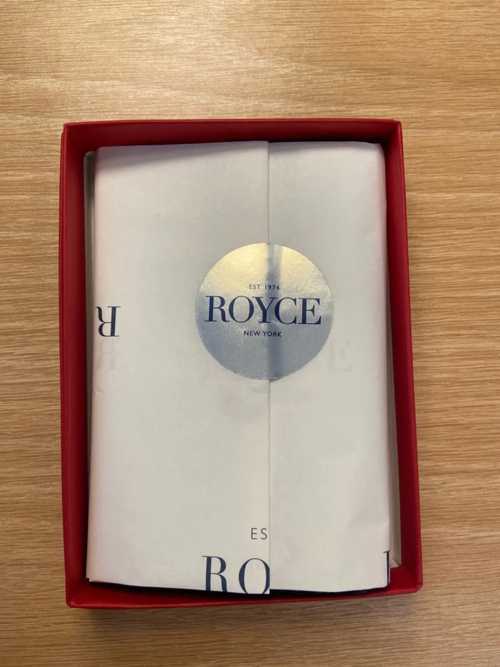 ROYCE New York Black Leather Card & Zip Pocket Holder